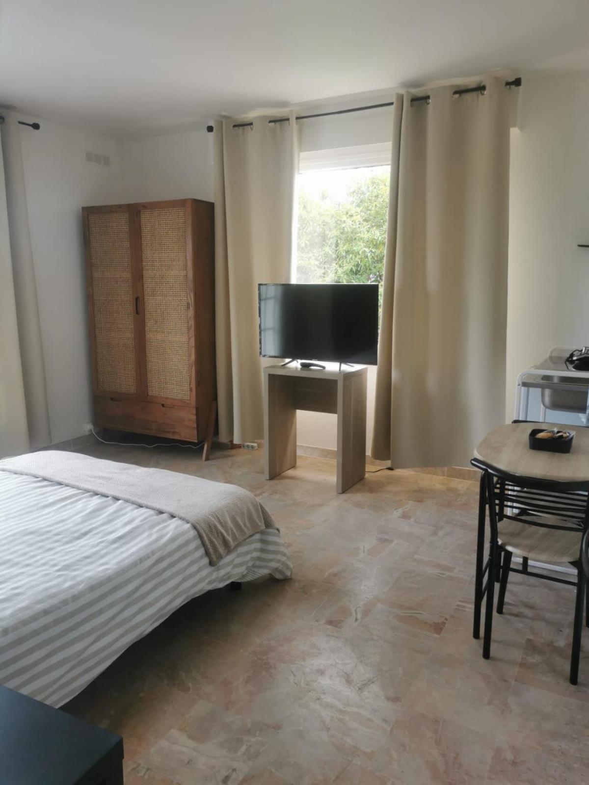 Appartement 2 , Disneyland - Parking Gratuit - Maison Des Platanes โม ภายนอก รูปภาพ